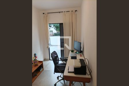 Casa à venda com 105m², 3 quartos e 3 vagasEscritório