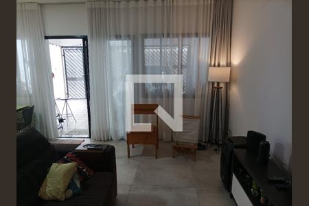 Casa à venda com 105m², 3 quartos e 3 vagasDetalhe Sala