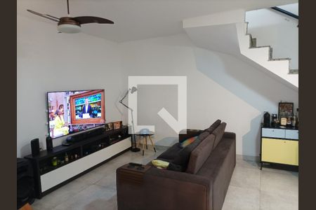 Casa à venda com 105m², 3 quartos e 3 vagasDetalhe Sala