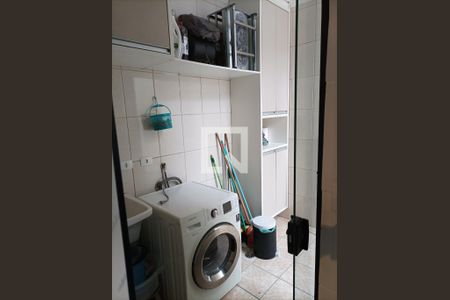 Casa à venda com 105m², 3 quartos e 3 vagasLavanderia