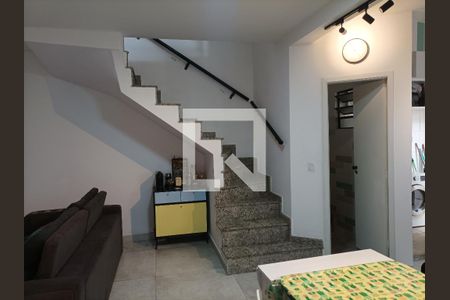 Casa à venda com 105m², 3 quartos e 3 vagasDetalhe Sala