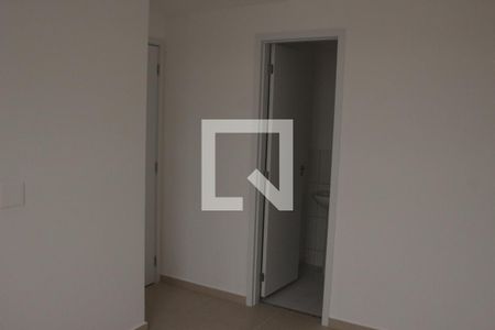 Quarto 2 de apartamento para alugar com 2 quartos, 55m² em Califórnia, Nova Iguaçu