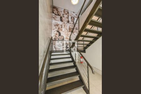 Escada de casa para alugar com 4 quartos, 220m² em Brooklin Paulista, São Paulo