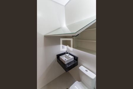 Apartamento para alugar com 66m², 2 quartos e sem vaga Apartamento para alugar com 66m², 2 quartos e sem vagaBanheiro