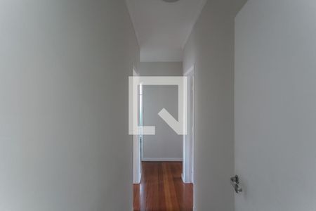 Corredor de apartamento à venda com 4 quartos, 133m² em Santa Tereza, Belo Horizonte