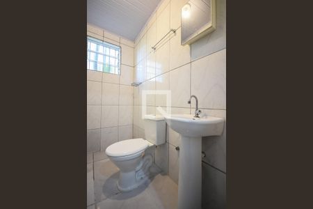 Banheiro de apartamento para alugar com 1 quarto, 40m² em Jardim Maria Rosa, São Paulo