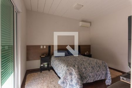 Casa de condomínio para alugar com 234m², 3 quartos e 2 vagas Casa de condomínio para alugar com 234m², 3 quartos e 2 vagasSuíte
