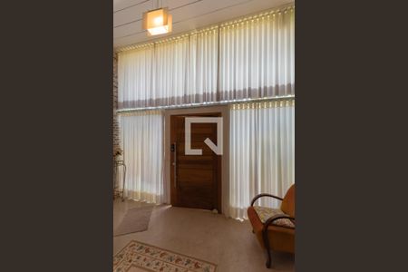Casa de condomínio para alugar com 234m², 3 quartos e 2 vagas Casa de condomínio para alugar com 234m², 3 quartos e 2 vagasHall de Entrada
