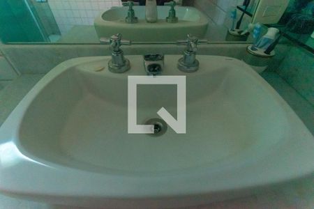 Casa de condomínio para alugar com 234m², 3 quartos e 2 vagas Casa de condomínio para alugar com 234m², 3 quartos e 2 vagasBanheiro Social