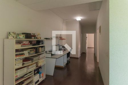 Casa de condomínio para alugar com 234m², 3 quartos e 2 vagas Casa de condomínio para alugar com 234m², 3 quartos e 2 vagasLiving
