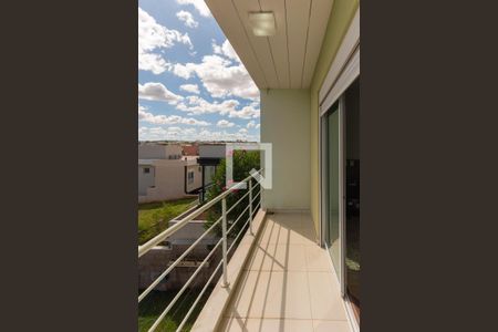 Casa de condomínio para alugar com 234m², 3 quartos e 2 vagas Casa de condomínio para alugar com 234m², 3 quartos e 2 vagasSacada da Suíte