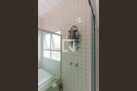 Casa de condomínio para alugar com 234m², 3 quartos e 2 vagas Casa de condomínio para alugar com 234m², 3 quartos e 2 vagasBanheiro da Suíte