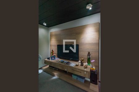 Casa de condomínio para alugar com 234m², 3 quartos e 2 vagas Casa de condomínio para alugar com 234m², 3 quartos e 2 vagasSala de TV