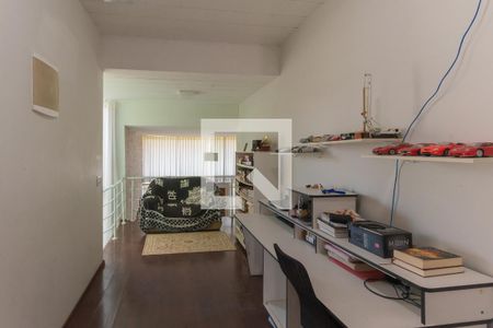 Casa de condomínio para alugar com 234m², 3 quartos e 2 vagas Casa de condomínio para alugar com 234m², 3 quartos e 2 vagasLiving