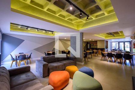 Studio à venda com 32m², 1 quarto e 1 vaga Studio à venda com 32m², 1 quarto e 1 vagaÁrea comum - Salão de festas