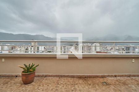 Apartamento para alugar com 110m², 2 quartos e 1 vaga Apartamento para alugar com 110m², 2 quartos e 1 vagaSaleta da Cobertura Vista