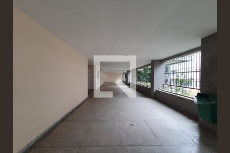 Apartamento para alugar com 110m², 2 quartos e 1 vaga Apartamento para alugar com 110m², 2 quartos e 1 vagaÁrea Comum - Playground