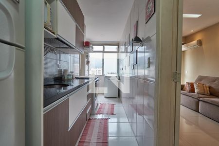 Apartamento para alugar com 110m², 2 quartos e 1 vaga Apartamento para alugar com 110m², 2 quartos e 1 vagaCozinha