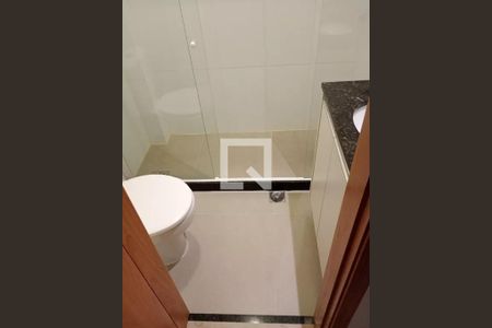 Banheiro de apartamento para alugar com 2 quartos, 60m² em Botafogo, Rio de Janeiro
