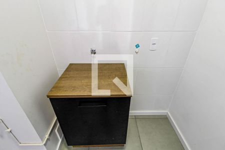 Apartamento para alugar com 34m², 2 quartos e sem vaga Apartamento para alugar com 34m², 2 quartos e sem vagaÁrea de Serviço