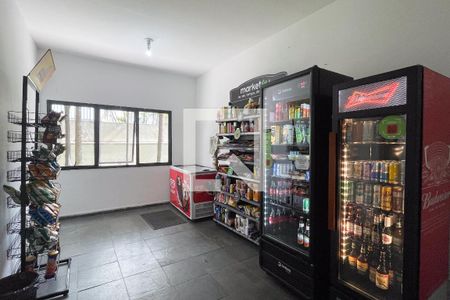 Apartamento à venda com 113m², 1 quarto e 1 vaga Apartamento à venda com 113m², 1 quarto e 1 vagaMercado