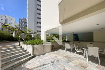 Apartamento à venda com 113m², 1 quarto e 1 vaga Apartamento à venda com 113m², 1 quarto e 1 vagaPiscina