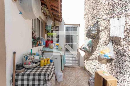 Casa à venda com 40m², 1 quarto e sem vagaEntrada 