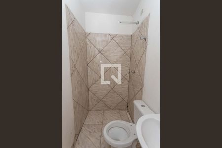 Banheiro  de casa para alugar com 1 quarto, 50m² em Jardim Miriam, São Paulo