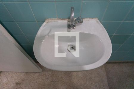 Banheiro de kitnet/studio para alugar com 1 quarto, 40m² em Bela Vista, São Paulo