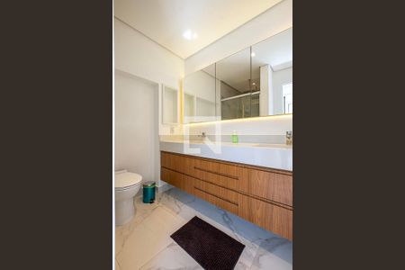 Apartamento à venda com 107m², 2 quartos e 1 vaga Apartamento à venda com 107m², 2 quartos e 1 vagaSuíte 2 - Banheiro