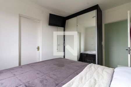 Quarto  de apartamento à venda com 1 quarto, 60m² em Vila Carmosina, São Paulo