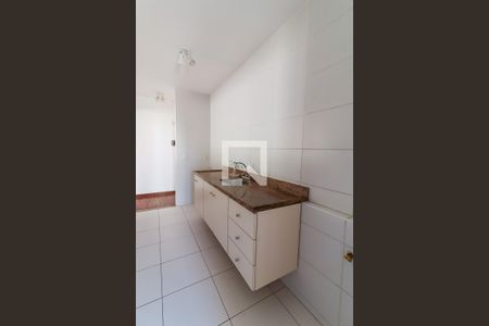 Cozinha de apartamento para alugar com 2 quartos, 85m² em Real Parque, São Paulo