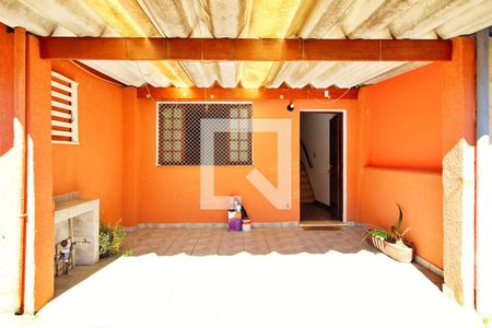 Casa de condomínio à venda com 170m², 2 quartos e 1 vagaGaragem