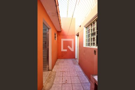 Casa de condomínio à venda com 170m², 2 quartos e 1 vagaQuintal