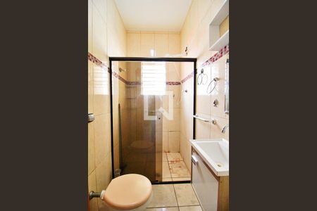 Casa de condomínio à venda com 170m², 2 quartos e 1 vagaBanheiro