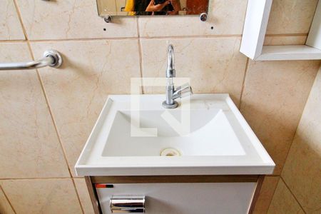 Casa de condomínio à venda com 170m², 2 quartos e 1 vagaBanheiro