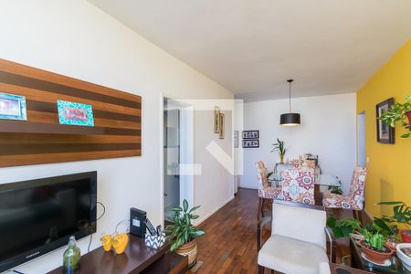 Sala de apartamento à venda com 3 quartos, 70m² em Olaria, Rio de Janeiro