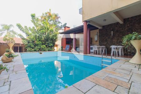 Casa à venda com 345m², 4 quartos e 3 vagasPiscina