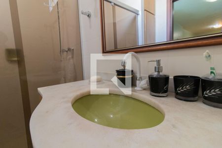 Casa à venda com 345m², 4 quartos e 3 vagasBanheiro do Quarto 2