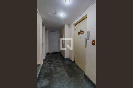 Apartamento à venda com 67m², 1 quarto e sem vagaHall de entrada