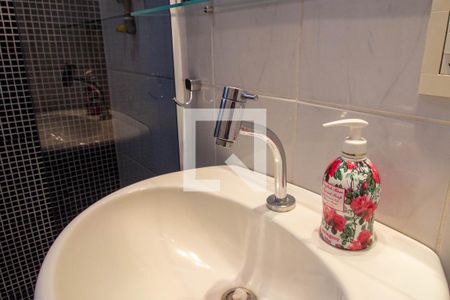 Apartamento para alugar com 81m², 3 quartos e sem vaga Apartamento para alugar com 81m², 3 quartos e sem vagaBanheiro da Suíte