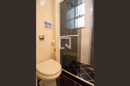 Apartamento para alugar com 81m², 3 quartos e sem vaga Apartamento para alugar com 81m², 3 quartos e sem vagaBanheiro da Suíte