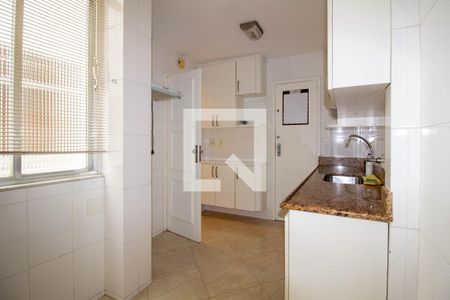 Apartamento para alugar com 81m², 3 quartos e sem vaga Apartamento para alugar com 81m², 3 quartos e sem vagaCozinha