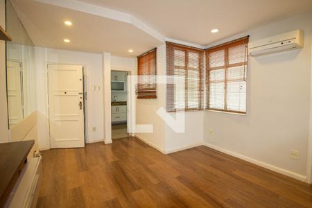 Sala de apartamento para alugar com 3 quartos, 81m² em Tijuca, Rio de Janeiro