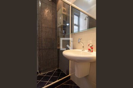 Apartamento para alugar com 81m², 3 quartos e sem vaga Apartamento para alugar com 81m², 3 quartos e sem vagaBanheiro da Suíte