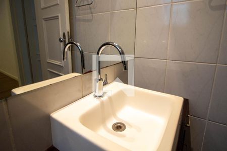 Apartamento para alugar com 81m², 3 quartos e sem vaga Apartamento para alugar com 81m², 3 quartos e sem vagaBanheiro Social