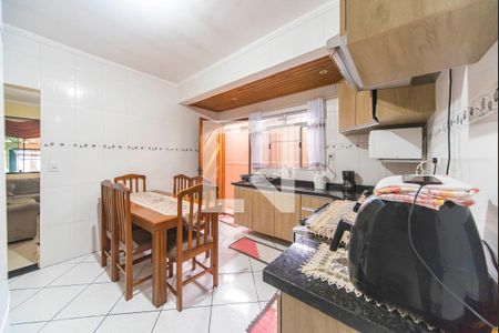 Casa para alugar com 115m², 3 quartos e 2 vagas Casa para alugar com 115m², 3 quartos e 2 vagasCozinha