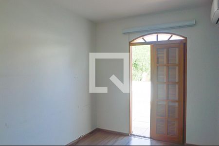 Casa à venda com 130m², 3 quartos e 2 vagasQuarto 3