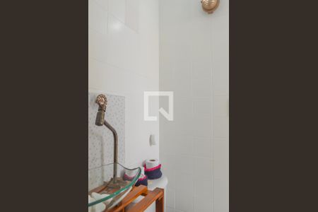 Casa à venda com 130m², 3 quartos e 2 vagasBanheiro de serviço