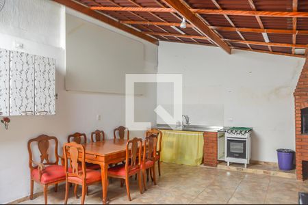 Casa à venda com 130m², 3 quartos e 2 vagasChurrasqueira